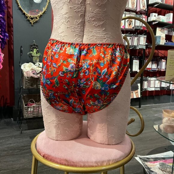 PINK Victoria's Secret Stretch Floral Print Lace Underwear Size L Red - Picture 3 of 3